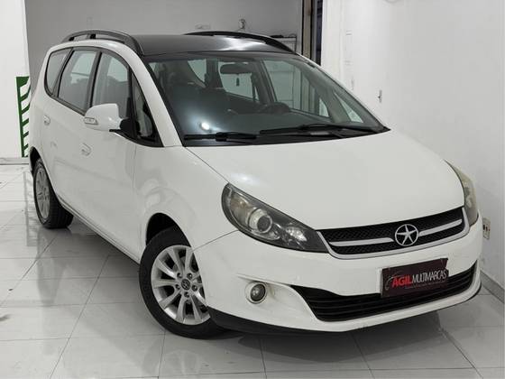 JAC J6 2.0 DIAMOND 16V GASOLINA 4P MANUAL JAC J6 2.0 DIAMOND 16V GASOLINA 4P MANUAL